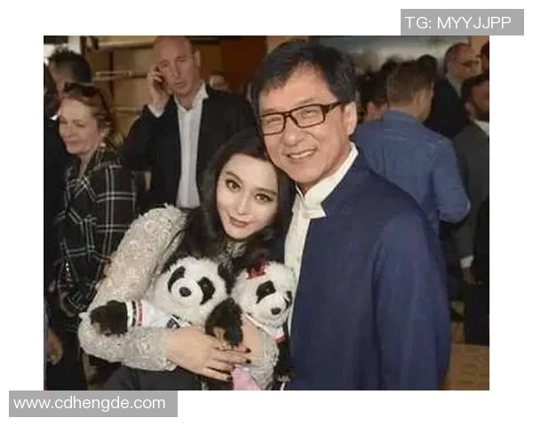 足球明星与女粉丝的甜蜜互动揭秘背后的故事与情感交流